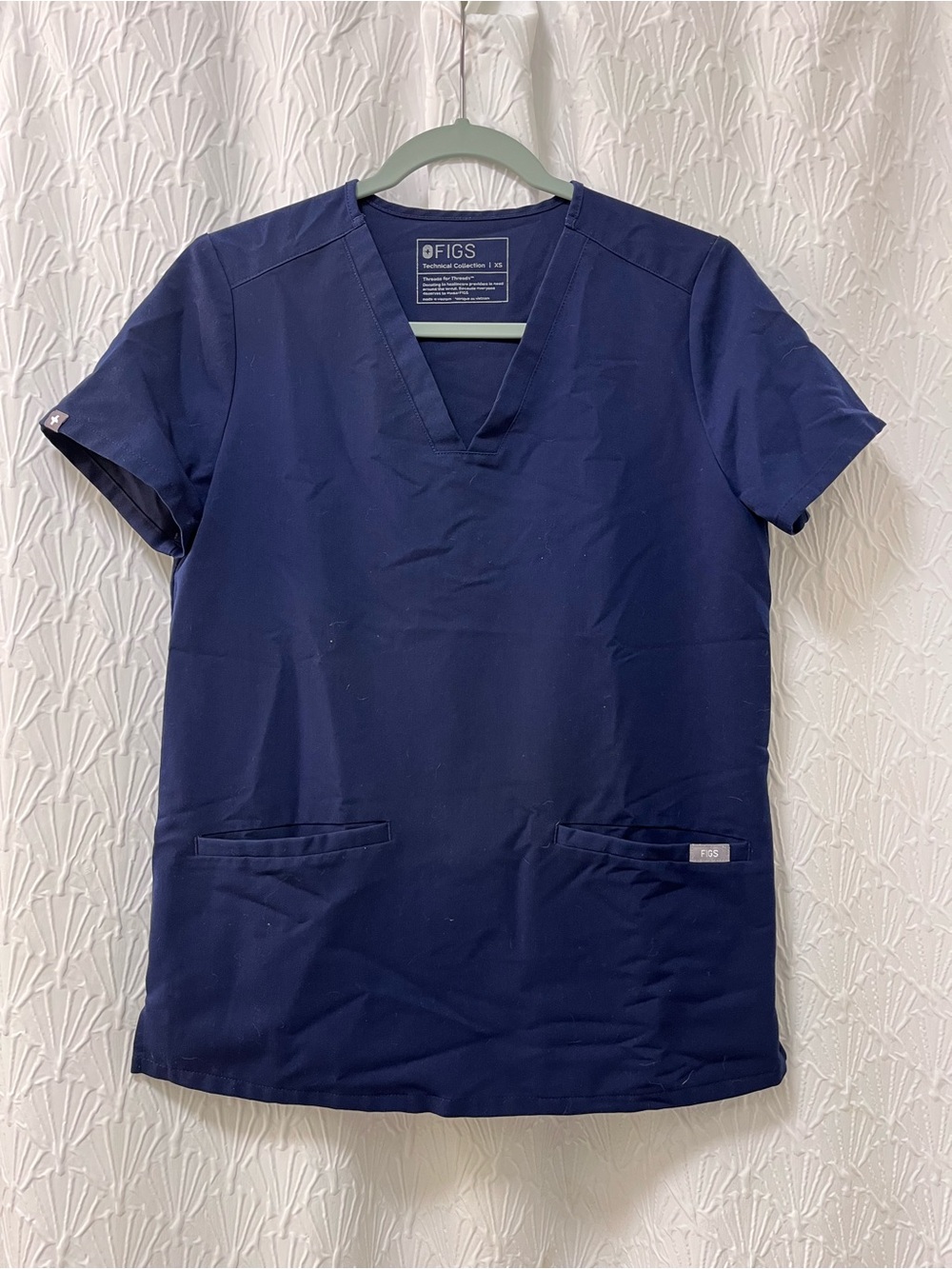 FIGS Navy V-Neck Scrub Top